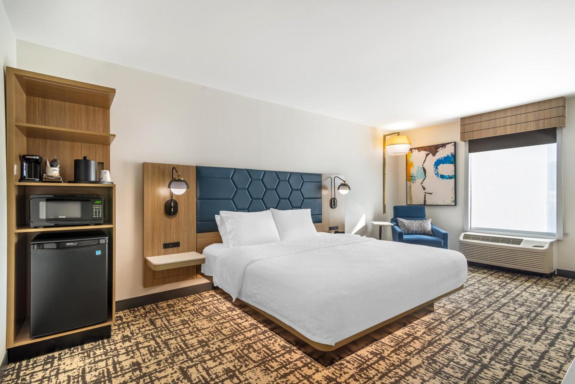 Hampton Inn Atlanta-Стокбридж Экстерьер фото